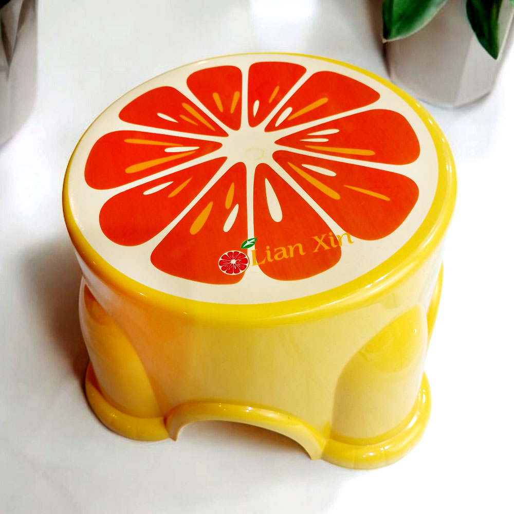Taburete de plástico infantil tipo fruta